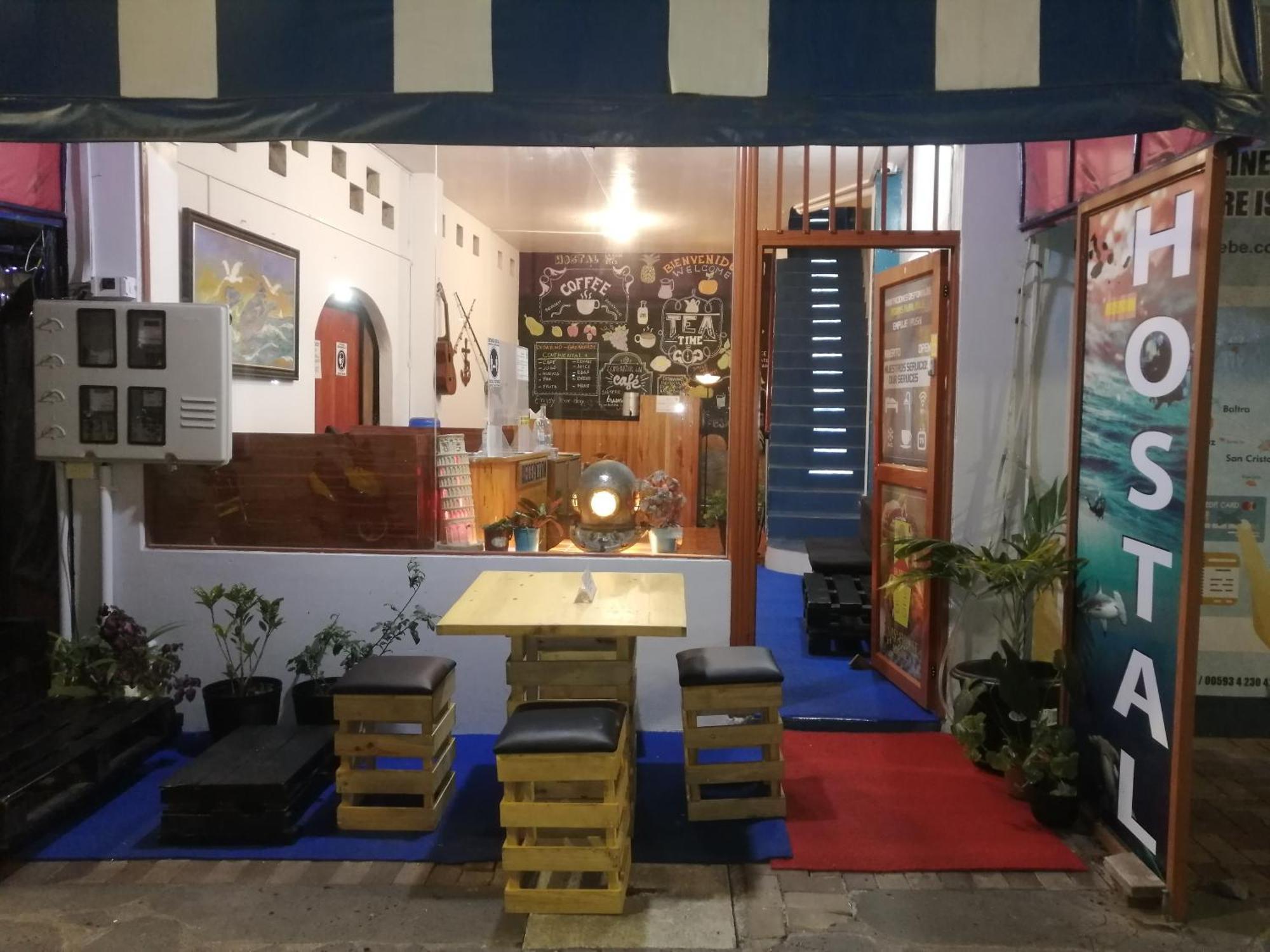 Hostal La Casa De Luis 巴克里索莫雷诺港 外观 照片