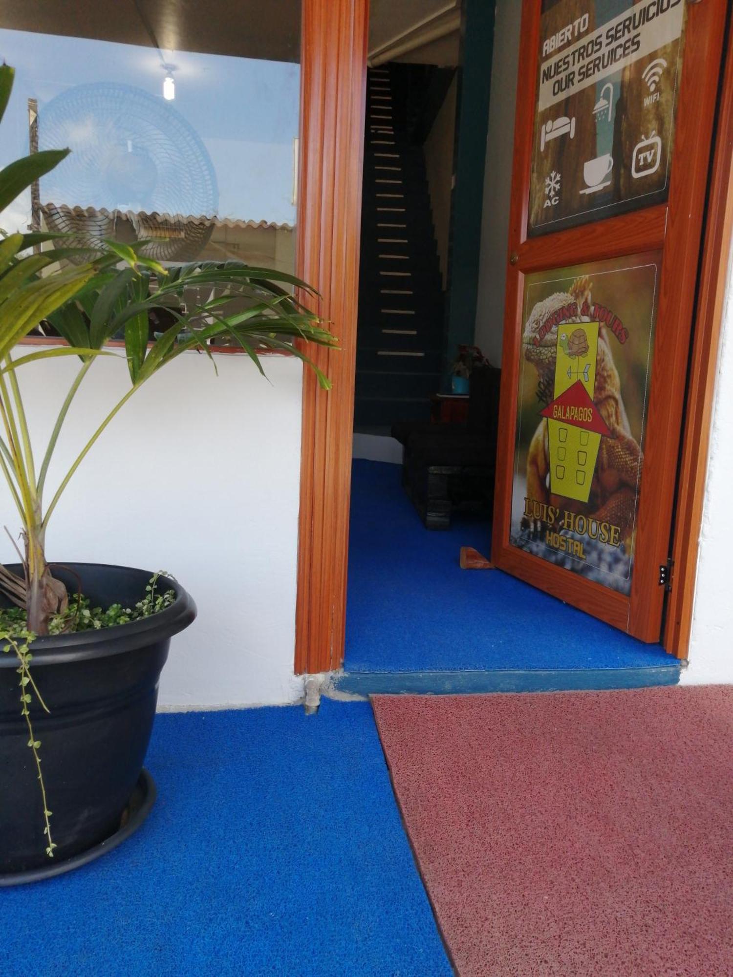 Hostal La Casa De Luis 巴克里索莫雷诺港 外观 照片