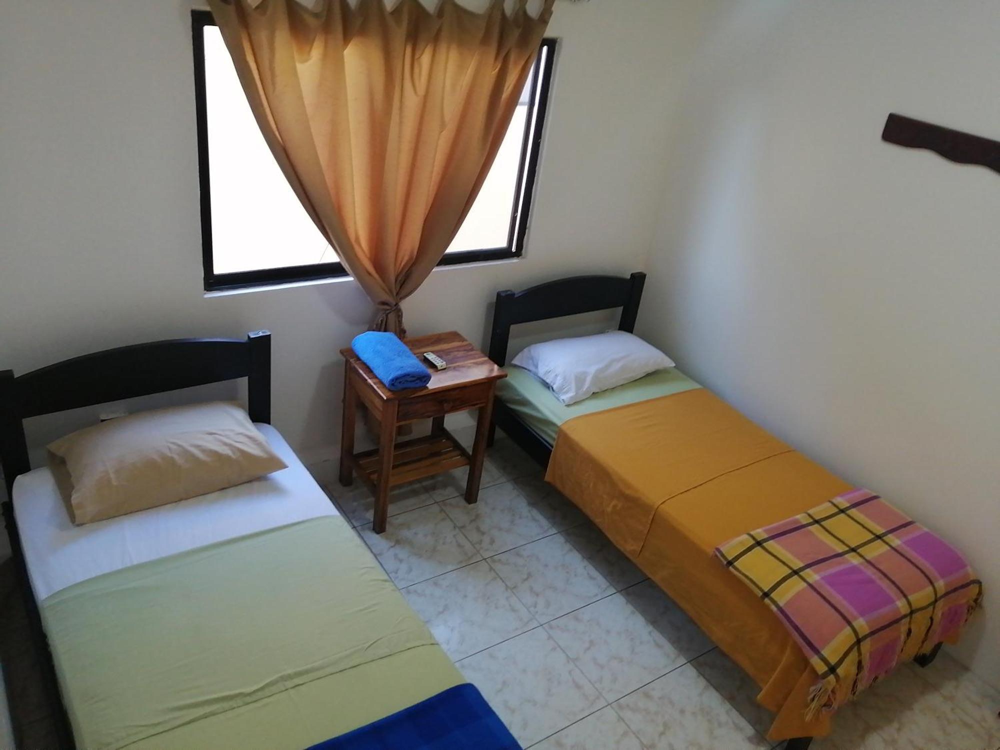 Hostal La Casa De Luis 巴克里索莫雷诺港 外观 照片